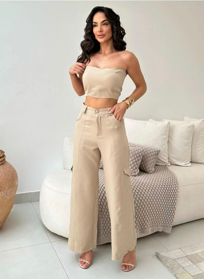 Conjunto Feminino em Alfaiataria Calça Cargo e Top