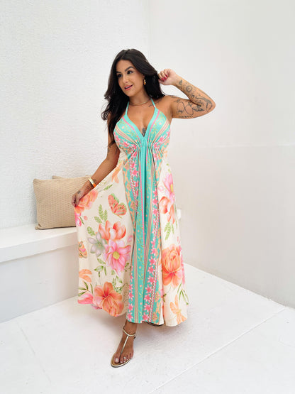 Vestido Bela Longo Pétalas Encantadas